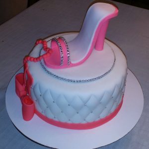 High heel shoe cake
